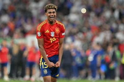 17 Year Old Soccer Players