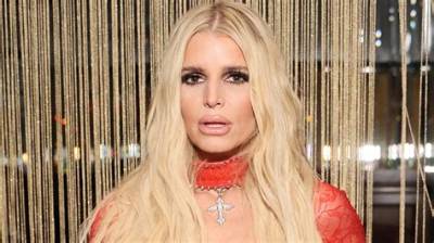 A Barely-Recognizable Jessica Simpson Stepped out in Nyc to Receive an Icon Award