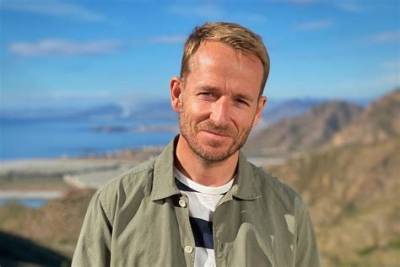A Place in the Sun Star Jonnie Irwin Getting Emotional over Cancer Diagnosis!