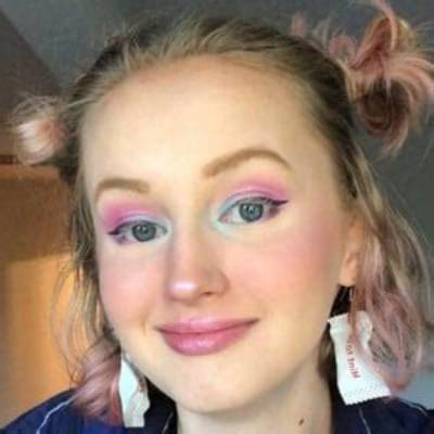 Abby Gough - Age, Family, Bio