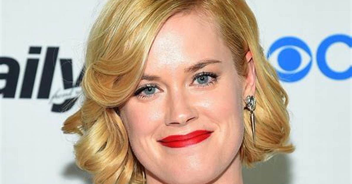 Abigail Hawk Net Worth - Wiki, Age, Weight and Height, Relationships, Family, and More
