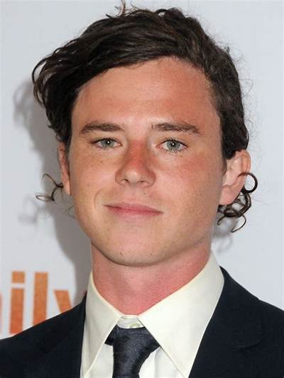 Actor, Charlie Mcdermott Who Did Not Had Any Motivation to Study but Thanks to His Great Performing Ability That Made Him Recognize All over the World Today! !