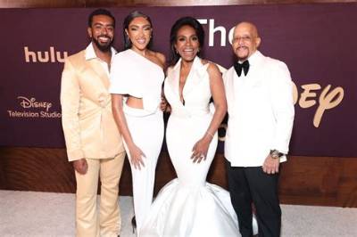 Actress Sheryl Lee Ralph Calls Her Children and Husband as Their Biggest Inspiration in Her Rousing Emmys Speech