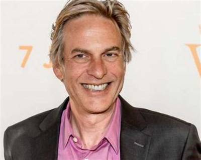 Adam Curry Net Worth - Wiki, Age, Weight and Height, Relationships, Family, and More