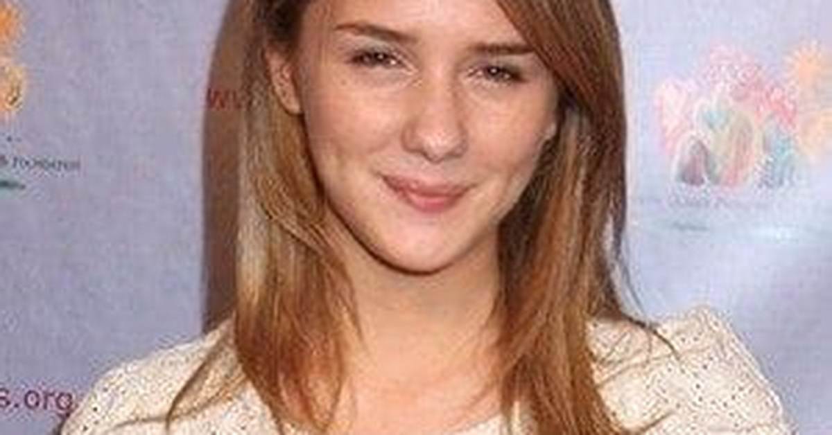 Addison Timlin - Age, Family, Bio