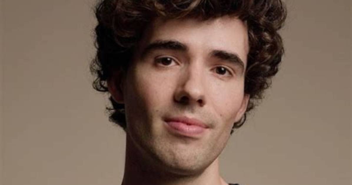 Adrian Bliss - Age, Family, Bio