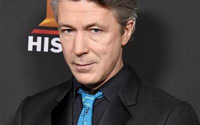 Aidan Gillen Net Worth - Wiki, Age, Weight and Height, Relationships, Family, and More