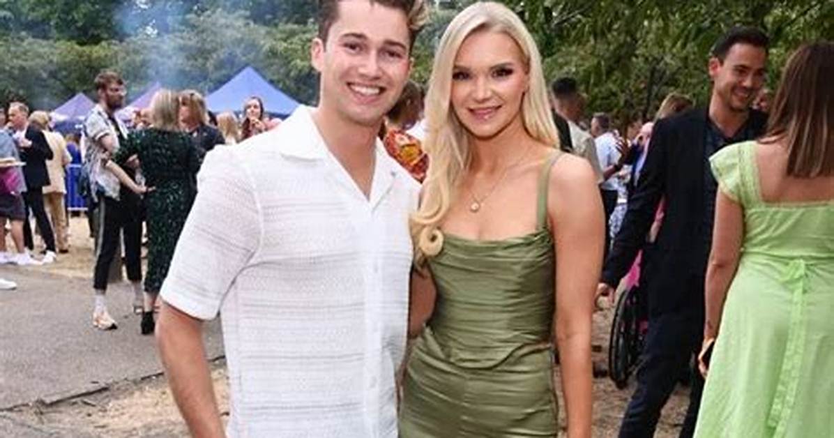 Aj Pritchard’s Girlfriend Abbie Quinnen Swiftly Avoids a Wardrobe Malfunction