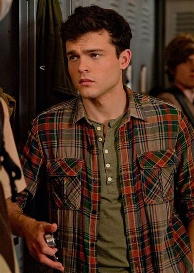 Alden Ehrenreich: ‘Hollywood Is High School, It Really Is the Same Thing’