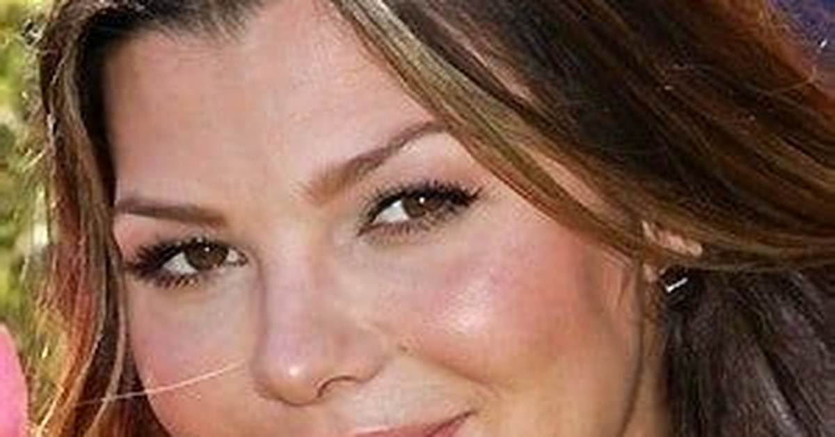 Ali Landry - Age, Family, Bio