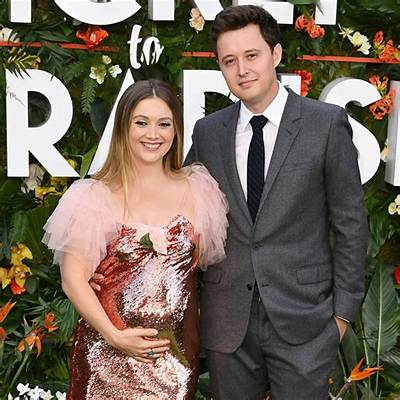 All About Billie Lourd Life with Fiance Austen Rydell and Their Son Kingston Fisher Lourd!