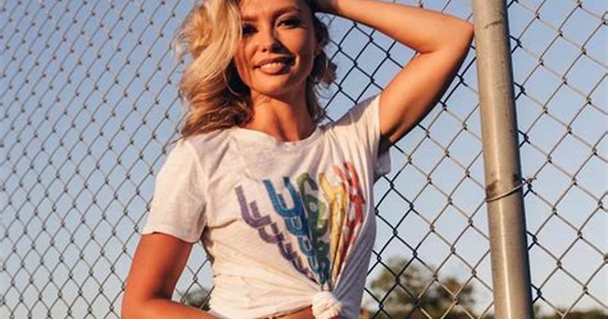 Amanda Dilks - Age, Family, Bio