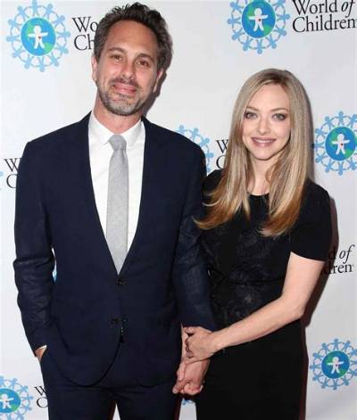 Amanda Seyfried & Thomas Sadoski Had a Son, We Didn’t Know She Was Pregnant