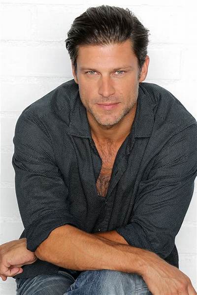 American Actor and Ex-Model- Greg Vaughan Is Engaged to Angie Harmon After His Divorce Touriya Haoud