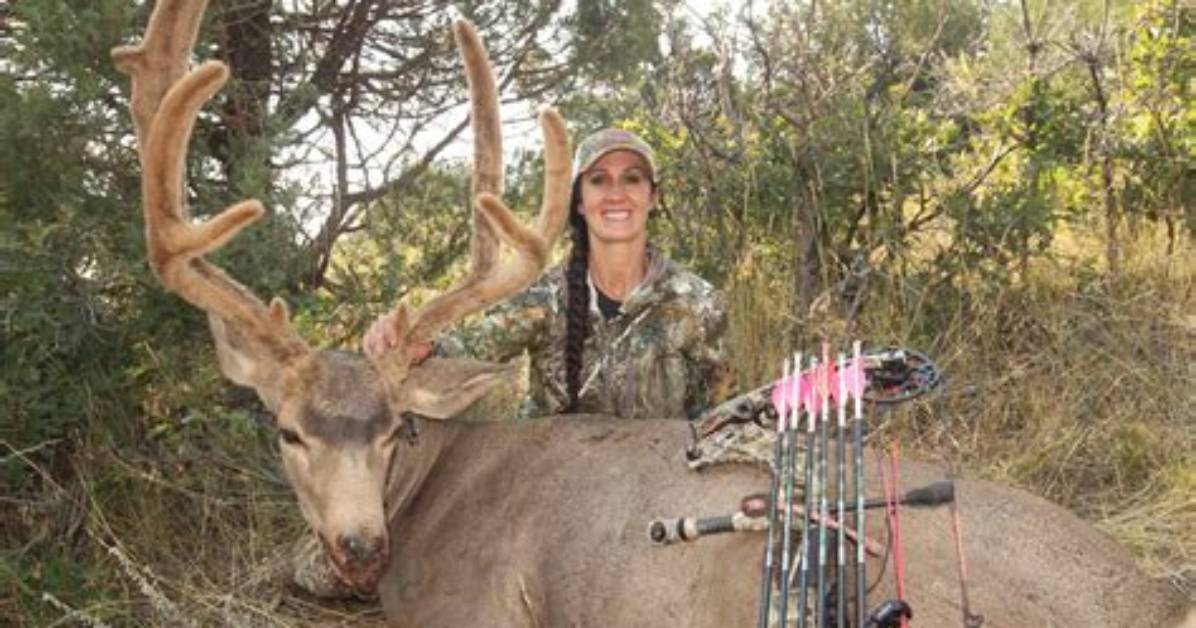 American Huntress Melissa Bachman! Her Controversial Trophy Hunting, Early Childhood, Career and Relationships!