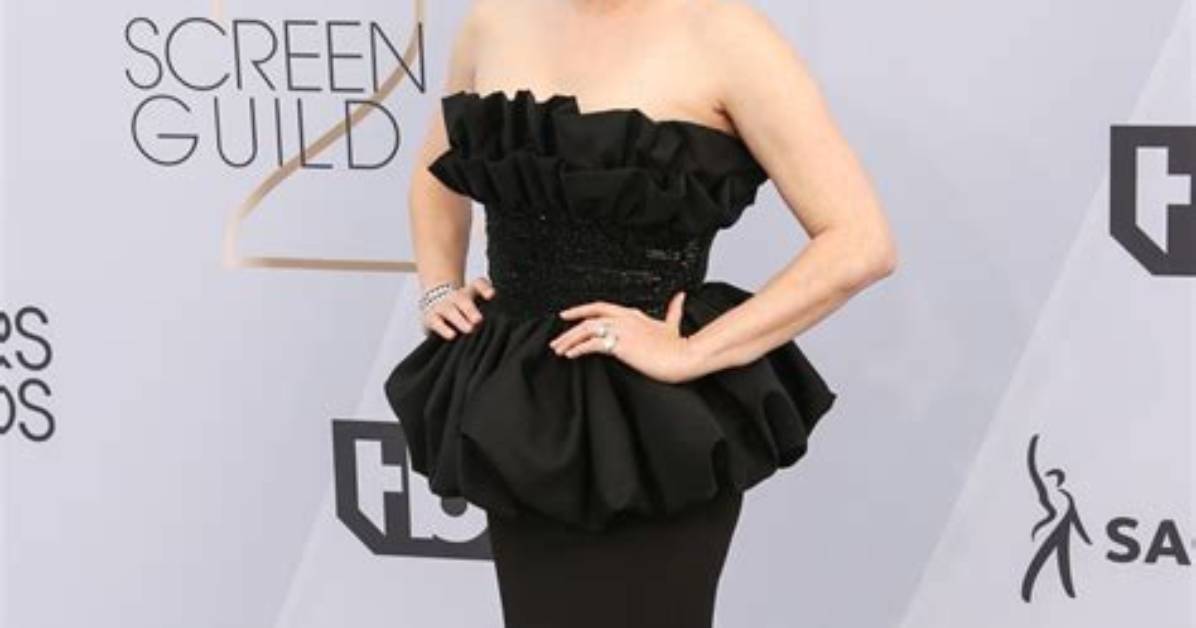 Amy Adams in a Peplum’d Celine at the Sags: Lovely & Perpetually Snubbed?
