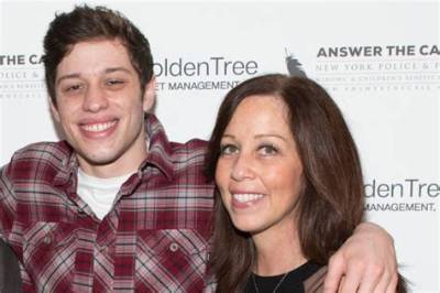 Amy Waters Davidson - Trivia, Family, Bio