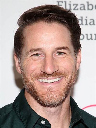 An American Actor, Sam Jaeger Is a Father of Two Children; Who Is His Wife? Know All His Family