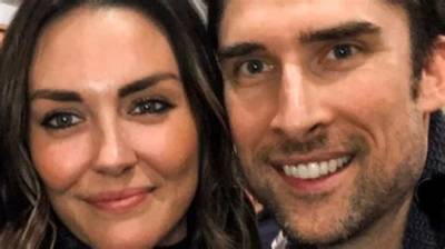 An American Actress, Taylor Cole and Husband, Kevin Simshauser Wedding Details