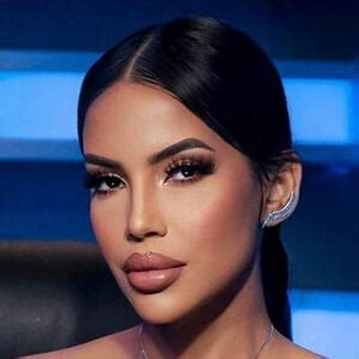 Ana Carolina (Instagram Star) - Trivia, Family, Bio
