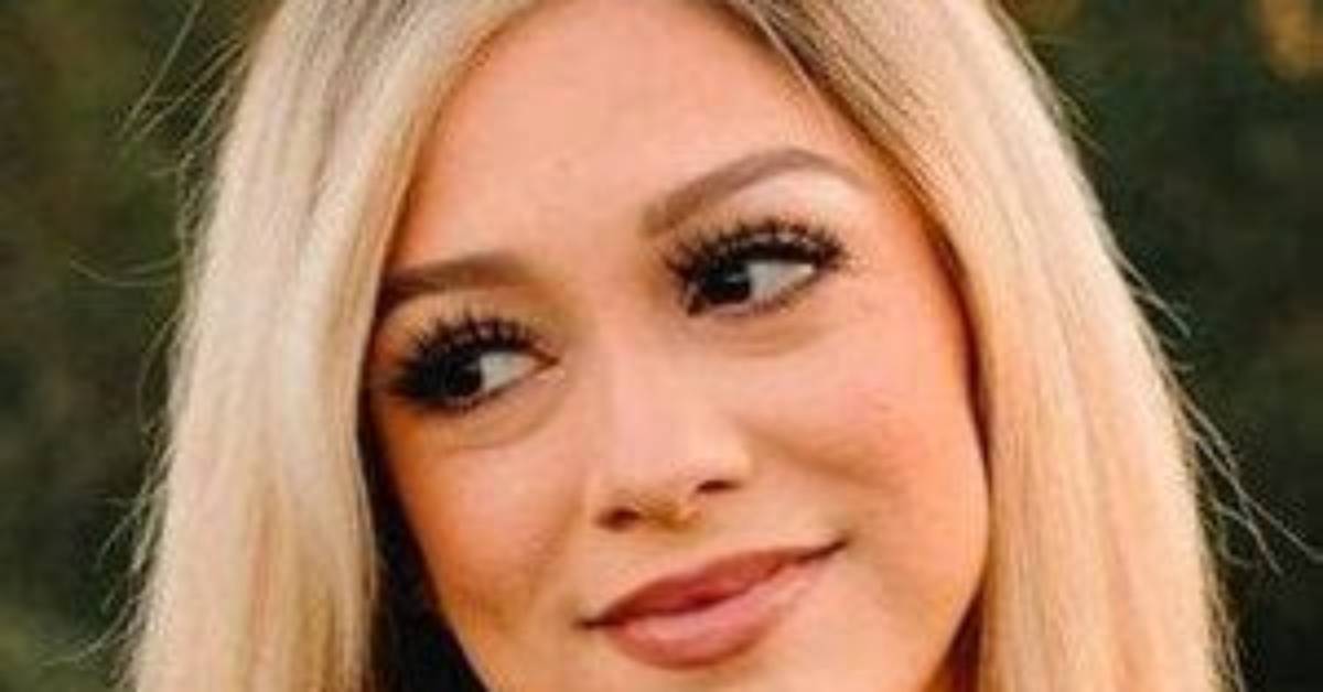 Andrea Arzola - Age, Family, Bio
