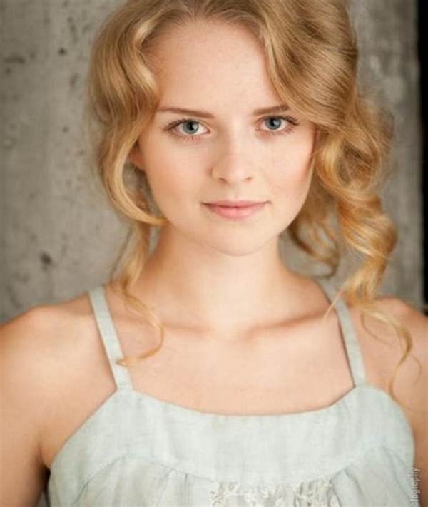 Andrea Brooks Bio (Wiki)