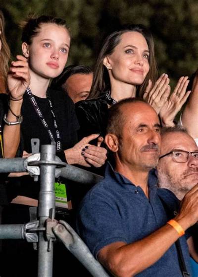 Angelina Jolie & Shiloh Had a Great Time at Måneskin’s Concert in Rome