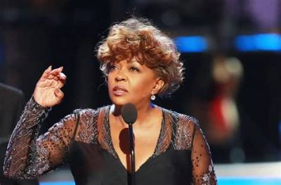 Anita Baker Net Worth - Wiki, Age, Weight and Height, Relationships, Family, and More