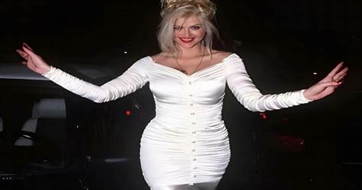 Anna Rose Xoxo Height, Weight, Net Worth, Age, Birthday, Wikipedia, Who, Nationality, Biography