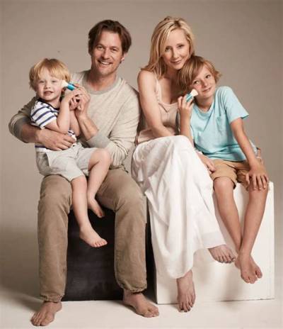 Anne Heche - Age, Family, Bio