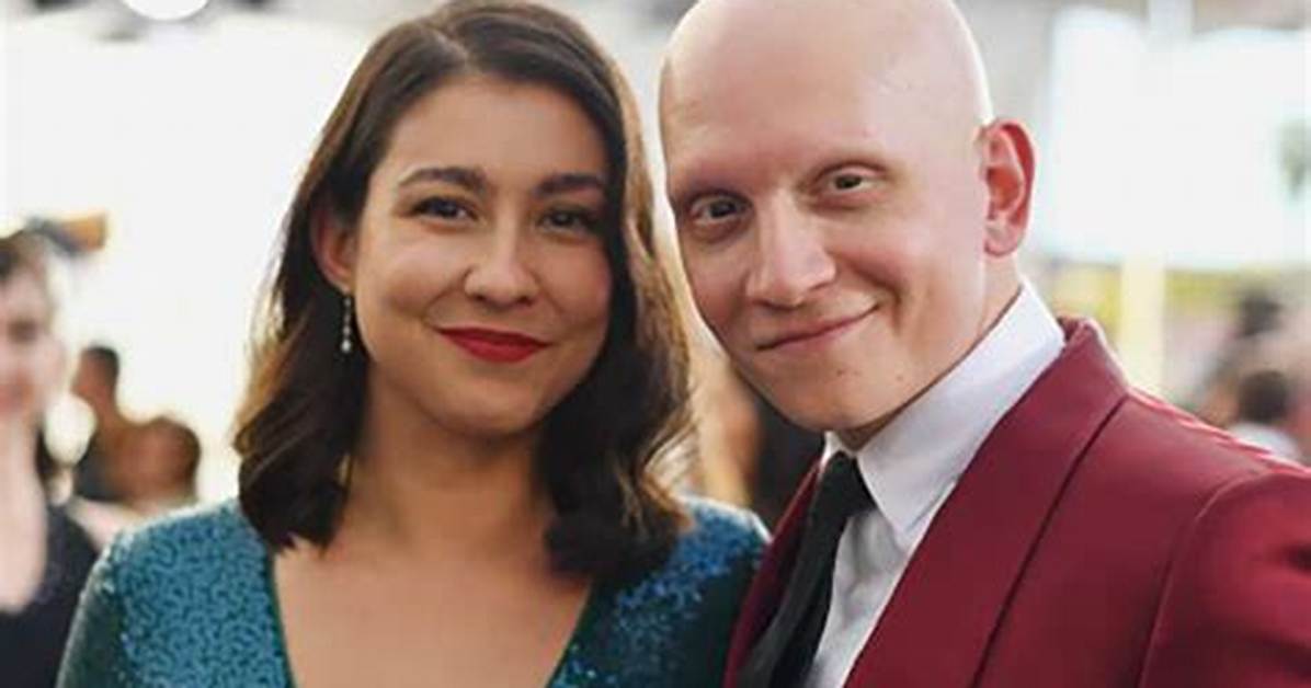Anthony Carrigan Is Married to Wife: Gia Olimp. Kids.