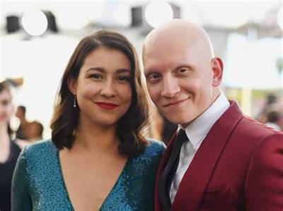 Anthony Carrigan Is Married to Wife: Gia Olimp. Kids.