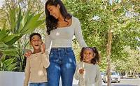 Apryl Jones - Age, Family, Bio