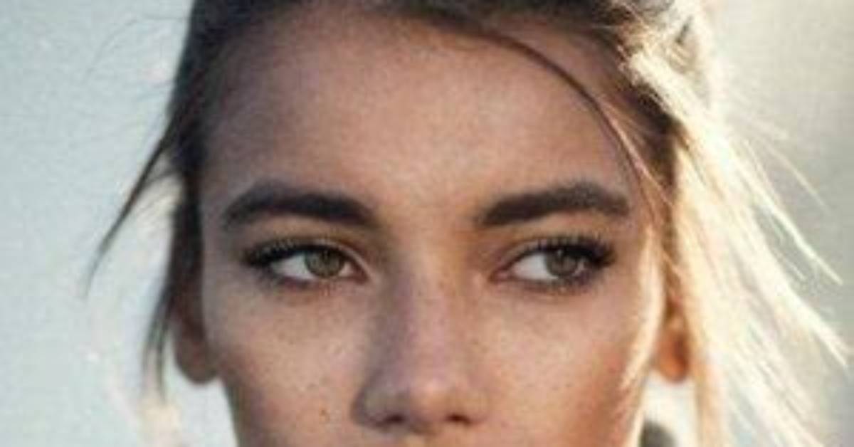 Ari Hicks - Age, Family, Bio