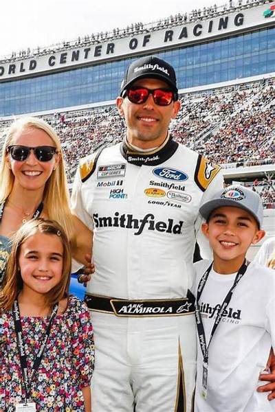 Aric Almirola Parents: Bobbi Almirola, Ralph Almirola Jr.