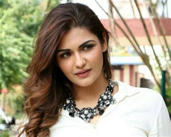 Arthi Venkatesh Height, Weight, Net Worth, Age, Birthday, Wikipedia, Who, Instagram, Biography