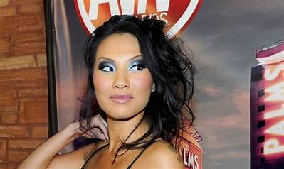 Asa Akira Net Worth: Career & Movies