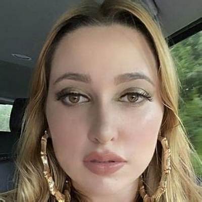 Ashley Brinton - Age, Family, Bio