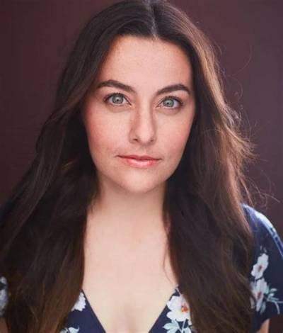 Ashley Ottesen - Age, Family, Bio