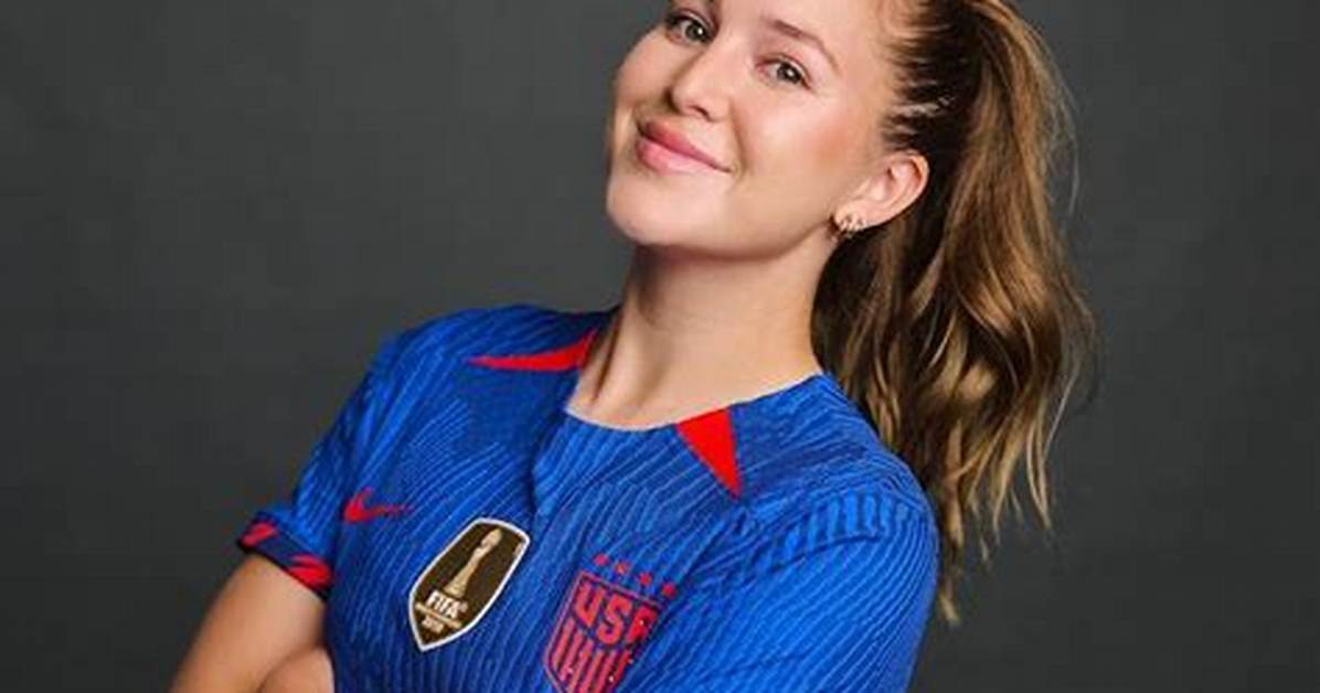 Ashley Sanchez Biography: Boyfriend or Girlfriend, Family, Salary & Net Worth