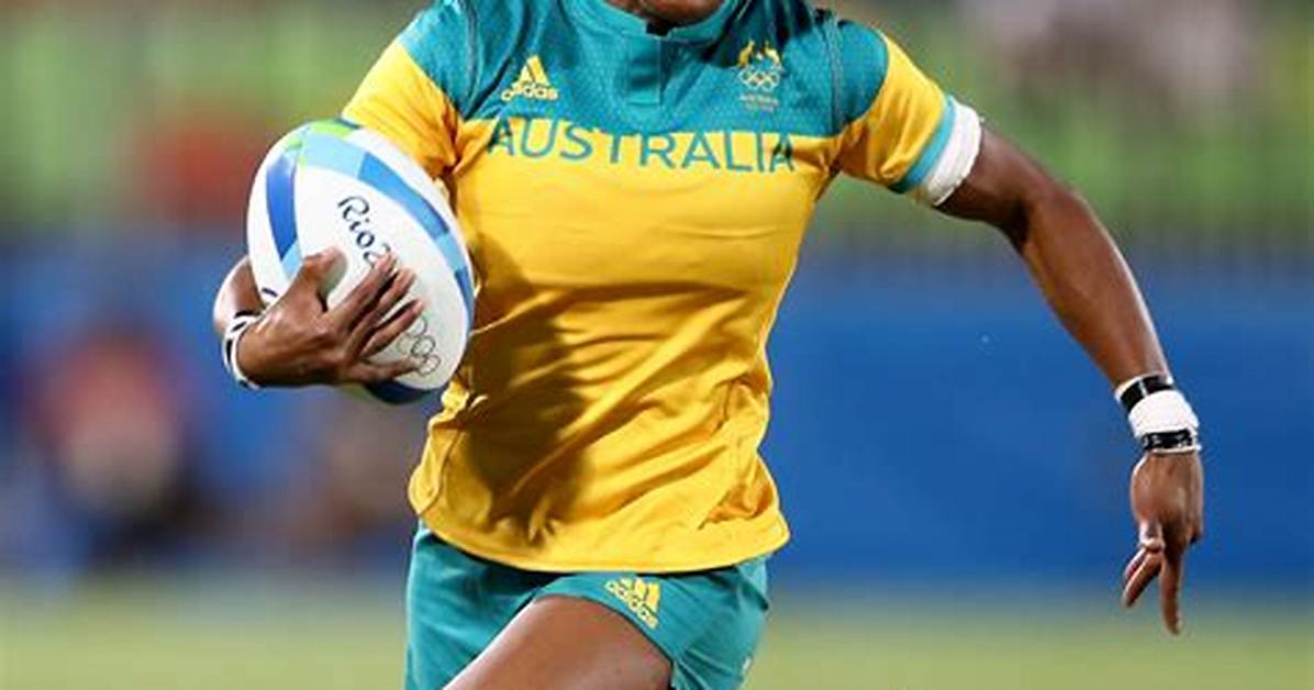 Australian Rugby Gold Medalist Ellia Green Comes out as a Transgender Man! First Time Ever