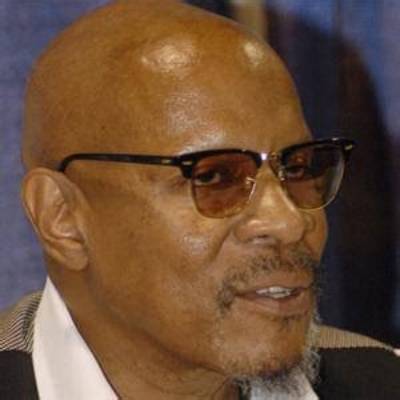 Avery Brooks - Age, Family, Bio