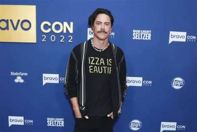 Azi Schwartz Height, Weight, Net Worth, Age, Birthday, Wikipedia, Who, Nationality, Biography