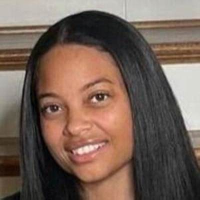 B Lynn Cuhh - Age, Family, Bio
