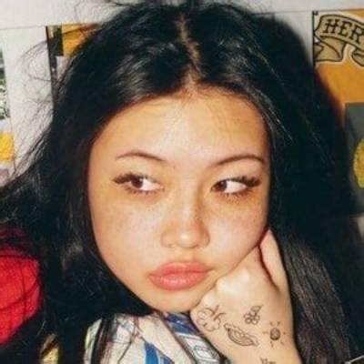 Beabadoobee - Age, Family, Bio