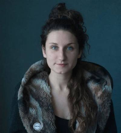 Bessie Carter Height, Weight, Net Worth, Age, Birthday, Wikipedia, Who, Instagram, Biography