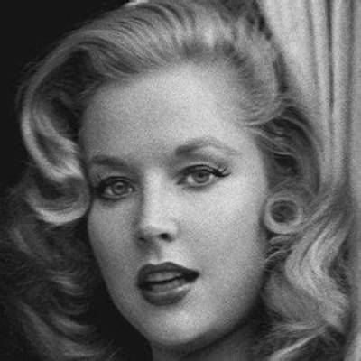 Betty Brosmer - Age, Family, Bio