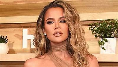 Bitchy | Khloe Kardashian Looks Amazing Arriving for an Event at Ulta Beauty