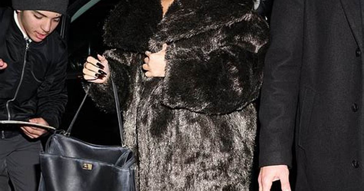 Bitchy | Kim Kardashian Makes an Exit from the Ritz-Carlton Hotel En Route to the Today Show in Nyc!