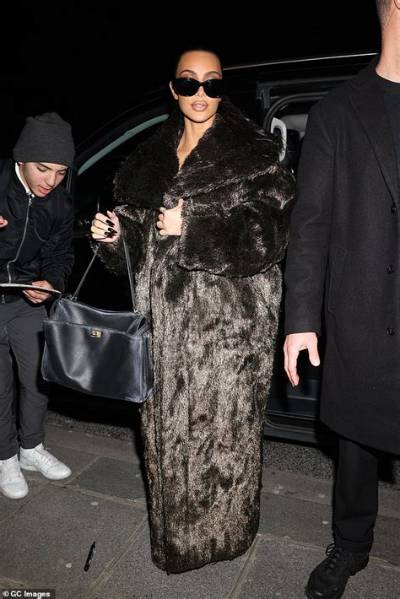 Bitchy | Kim Kardashian Makes an Exit from the Ritz-Carlton Hotel En Route to the Today Show in Nyc!